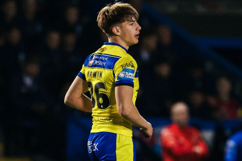 Warrington Wolves shake off NRL interest to sign young player on long ...