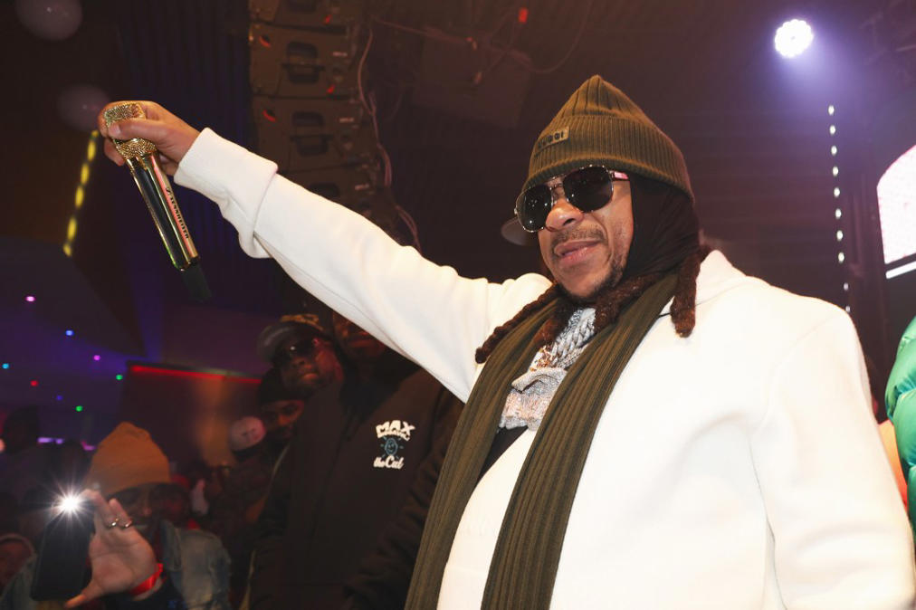 Max B Returns to Stage at Brandy and Monica's NYC Show, Days After Prison Release