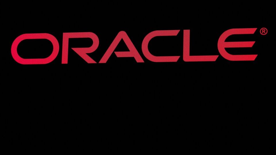 Oracle share price drops below $200 level for first time since ...