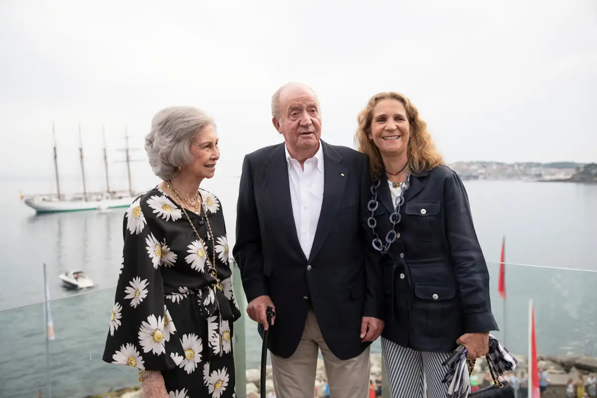 Las razones de la ausencia de las infantas Elena y Cristina en el homenaje  a la Reina Sofía en el Toisón de Oro