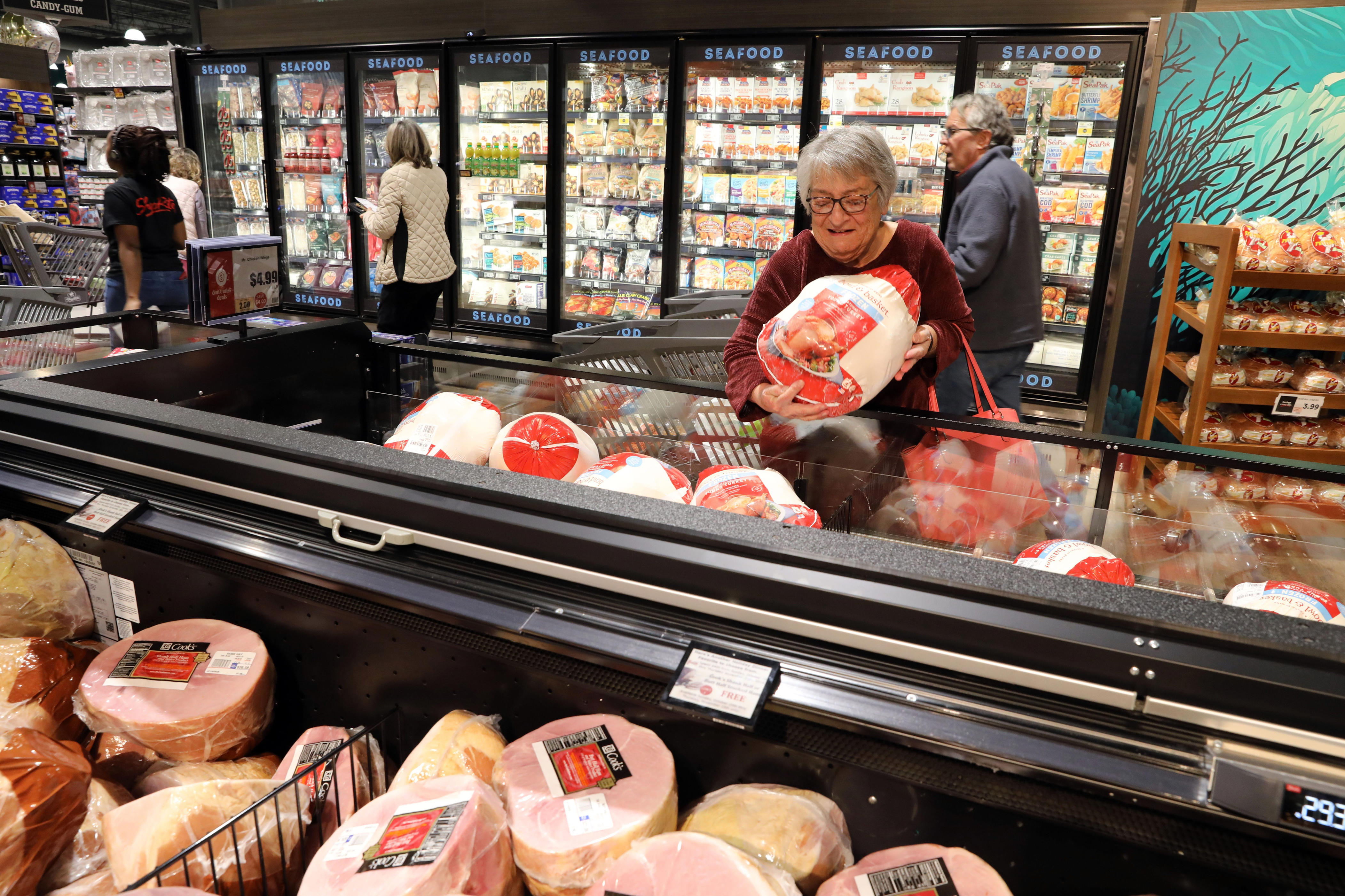 which-grocery-stores-are-open-on-thanksgiving