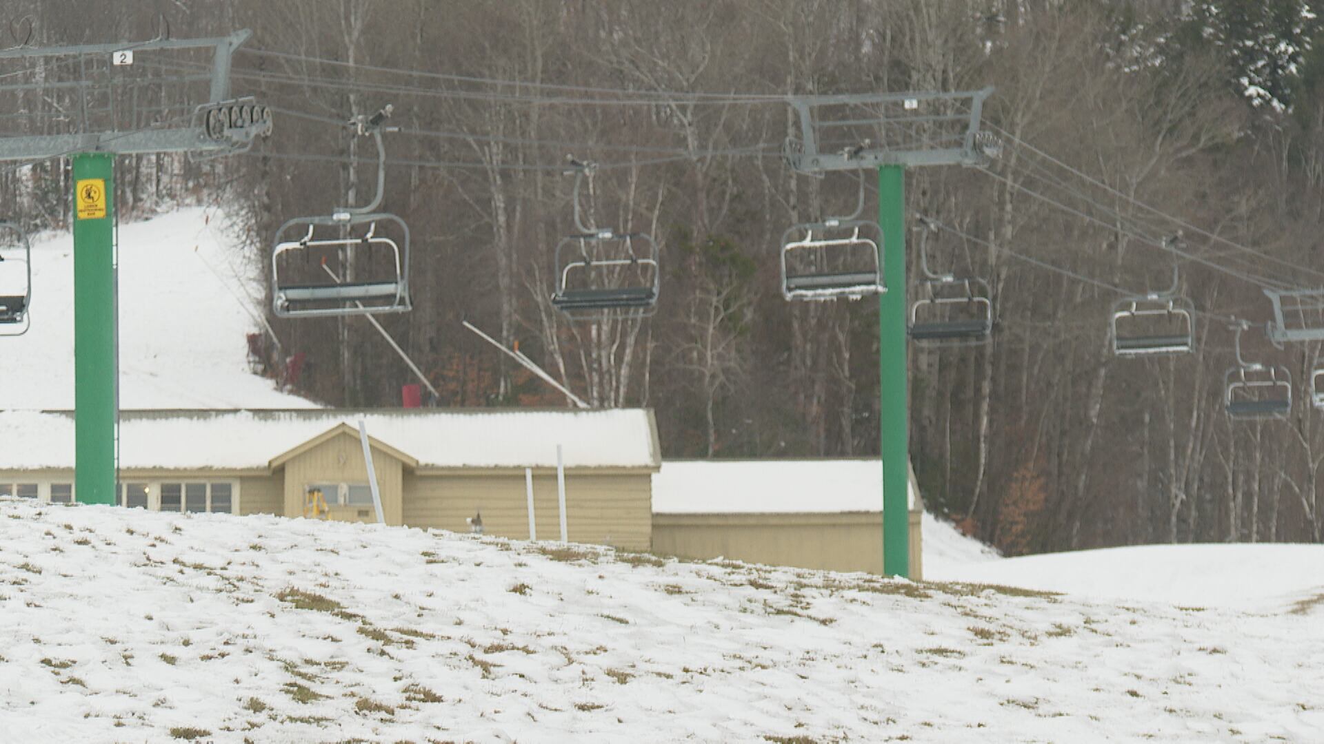 Burke Mountain faces snowmaking struggles