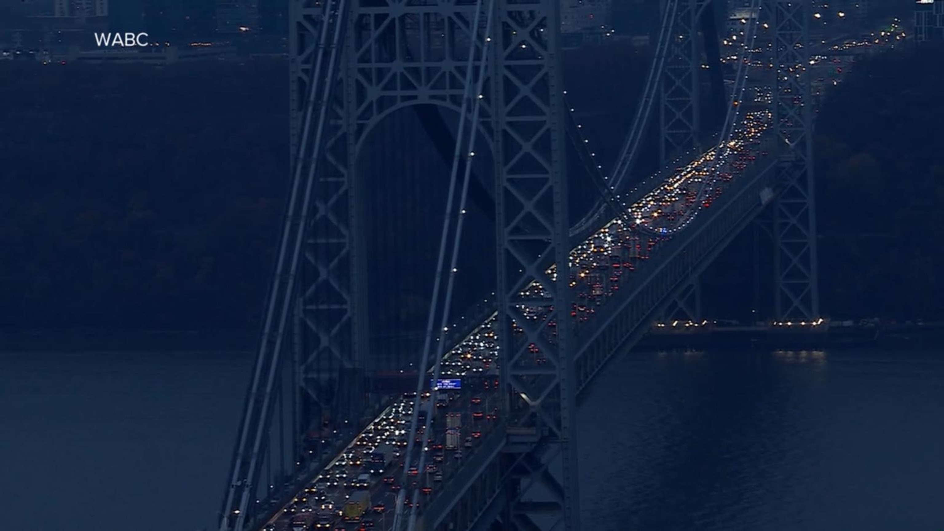 Cross-country storm threatens record Thanksgiving travel rush now underway