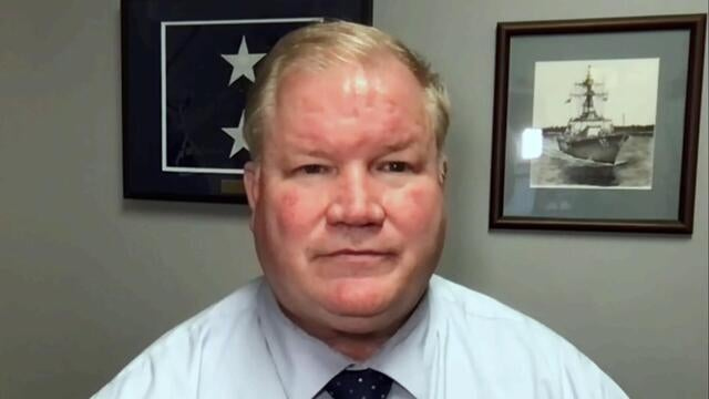 Retired U.S. Navy rear admiral weighs in on Democrats' military order video