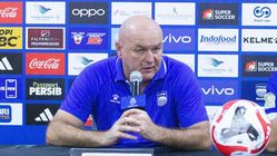 Hadapi Madura United, Bojan Hodak Akui Tantangan Berat Persib di Tengah Jadwal Padat