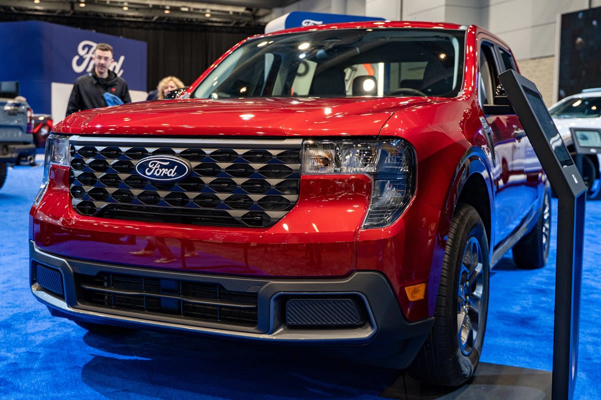 These 3 Hybrids Are Breaking Records From Trucks to Sedans—and EV Sales ...