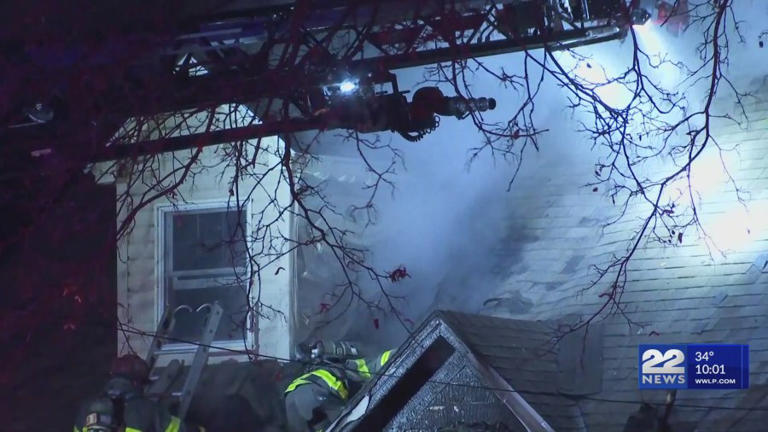 Man dies in two-alarm house fire on Delmor Ave. in Wilbraham