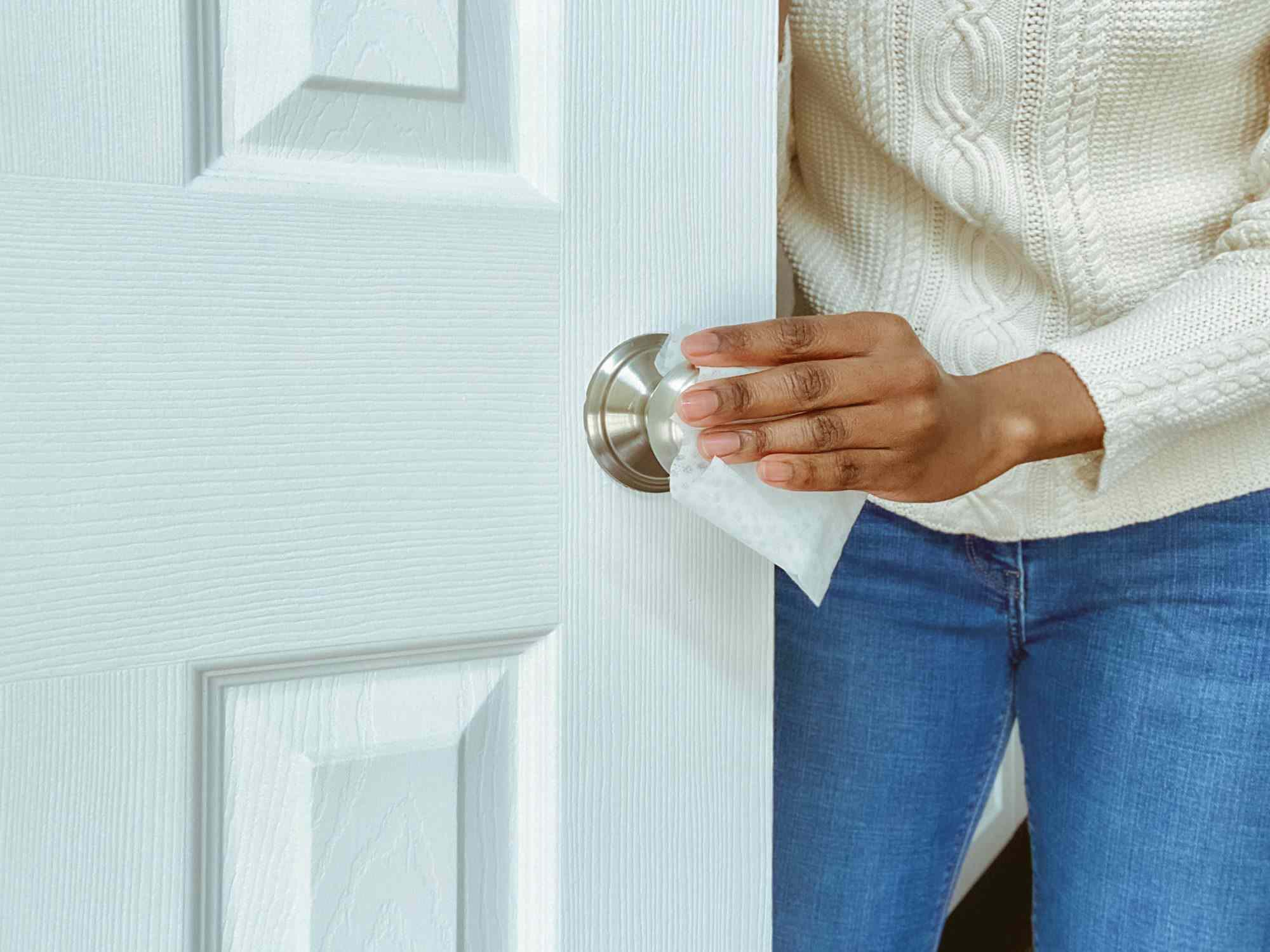 8 things you should always clean before guests arrive