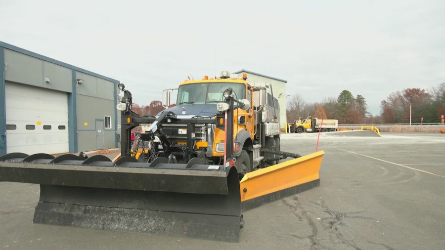 NYSDOT unveils snowplow simulator for training drivers