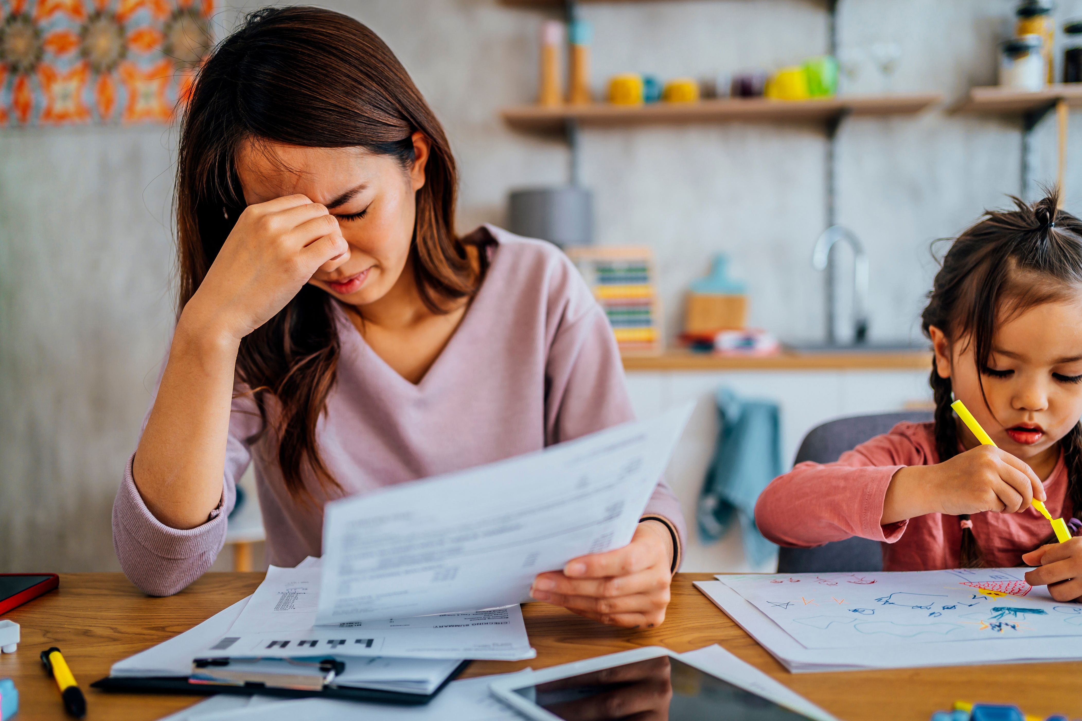 6 'Invisible' Household Tasks That Drain Moms' Time And Energy