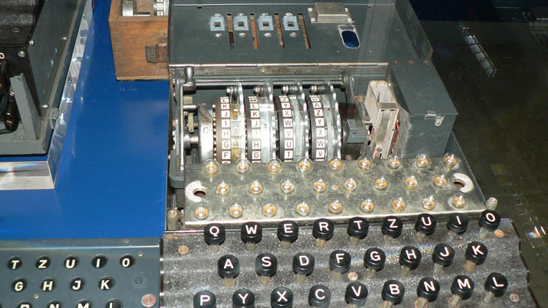 WWII Enigma machine sells for over half a million dollars at auction ...