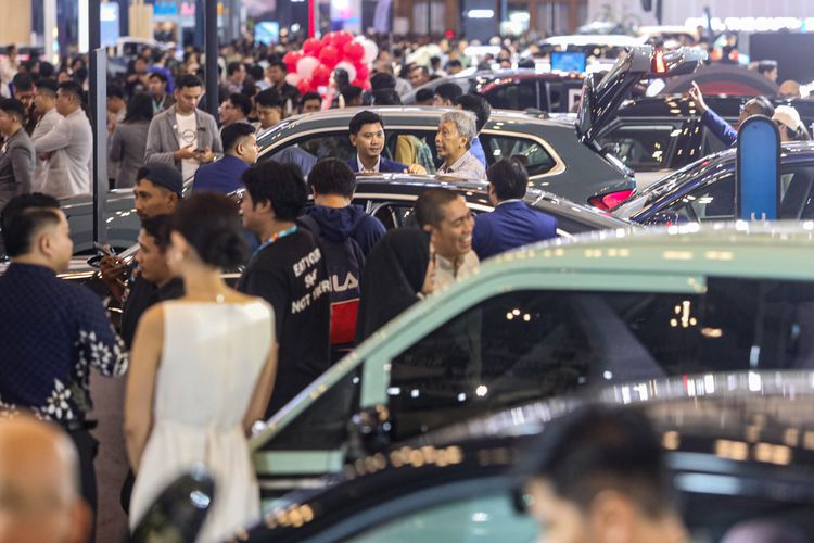 Tembus target Gaikindo, penjualan mobil 2025 catat 803 ribu unit