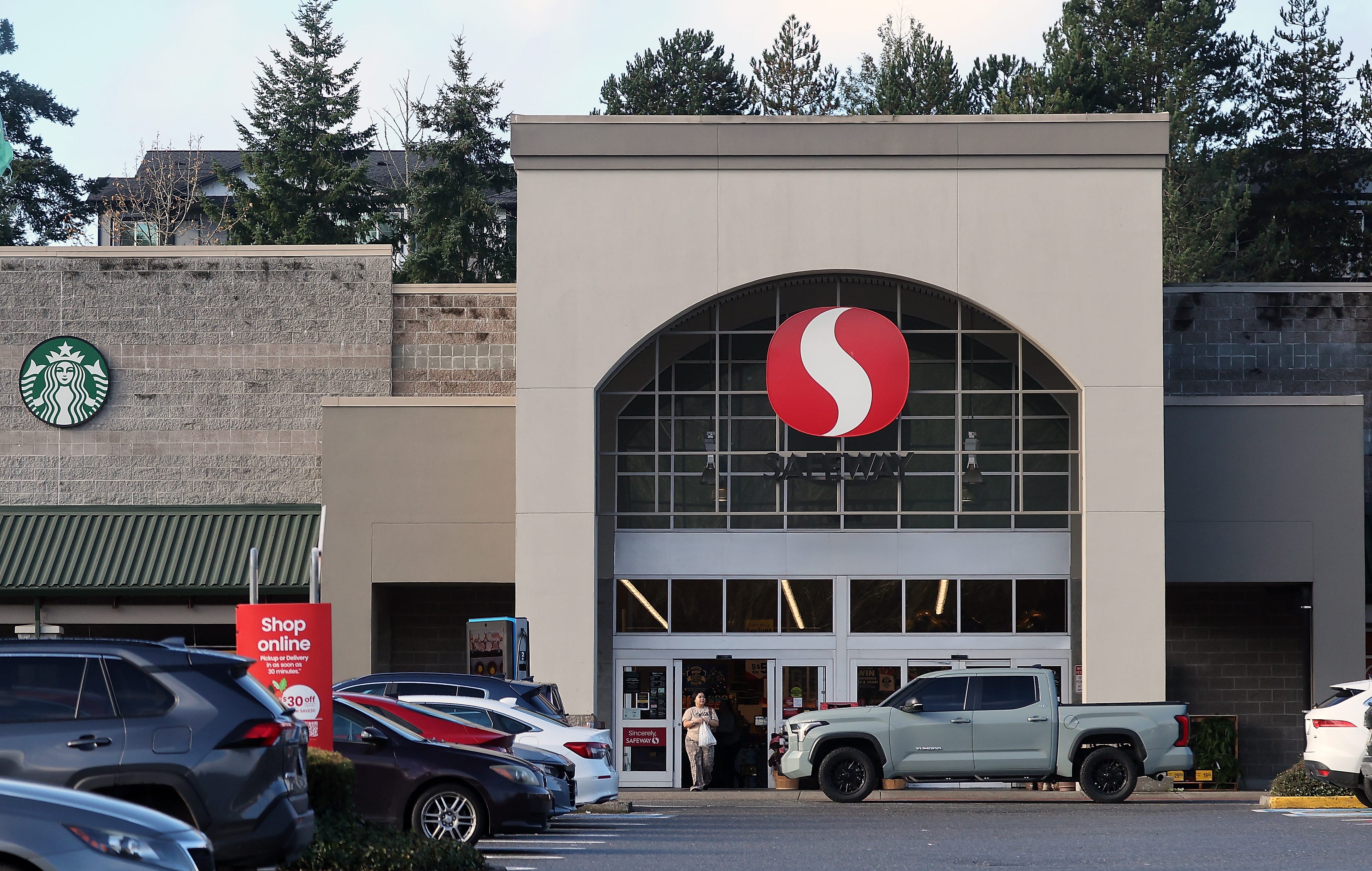 WA accuses Safeway owner of deceptive 'BOGO' deals