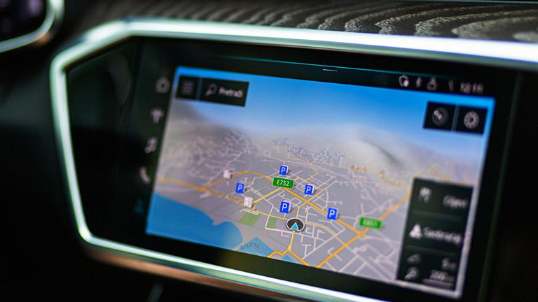 how-subscription-based-navigation-is-changing-maps