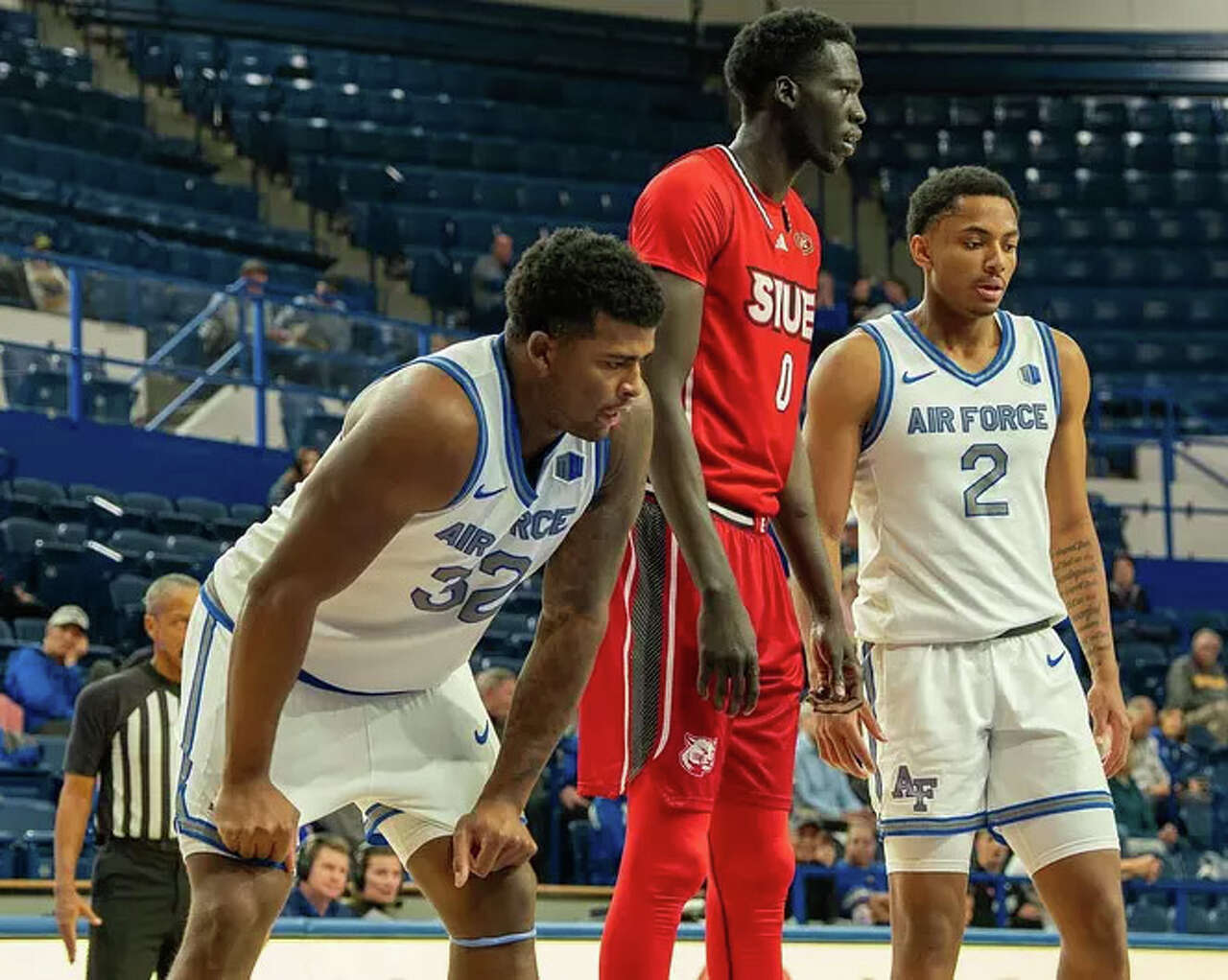 SIUE men fall on the road to Air Force