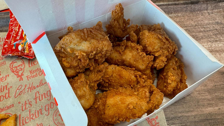 Colonel Sanders’ Great-Great-Great Nephew Just Revealed KFC’s Secret Recipe
