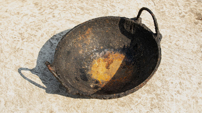 8 Foods You Should Never Cook In Cast Iron And 3 You Should
