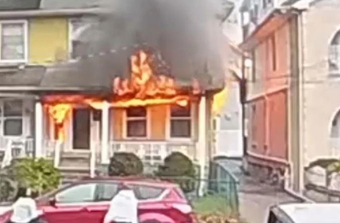 Six injured in house fire in Elizabeth, New Jersey