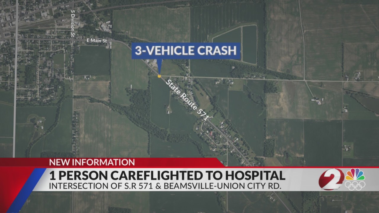 1 person flown to hospital after crash in Darke County