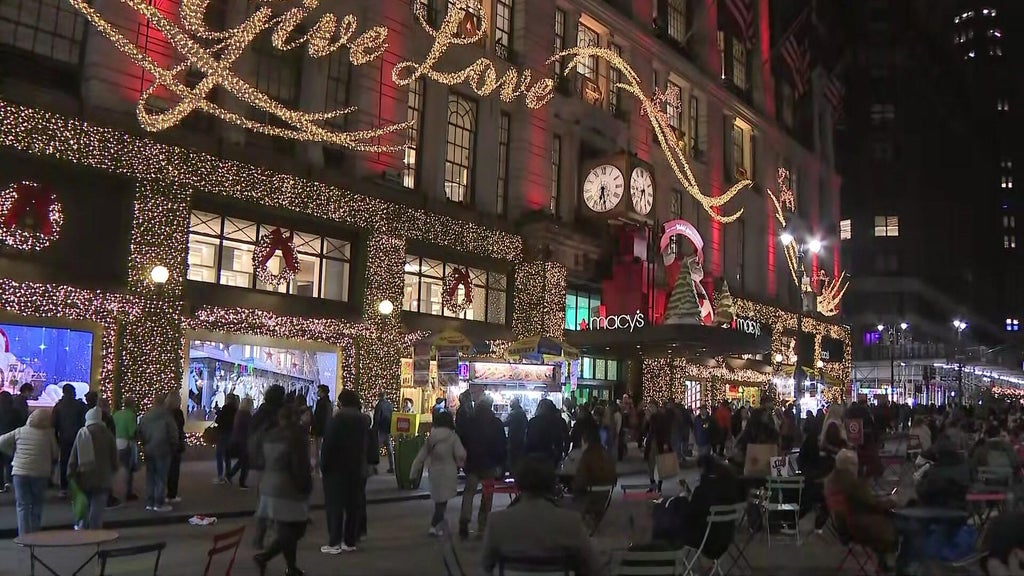 assault-inside-macy-s-flagship-store-in-manhattan-has-family-on-edge