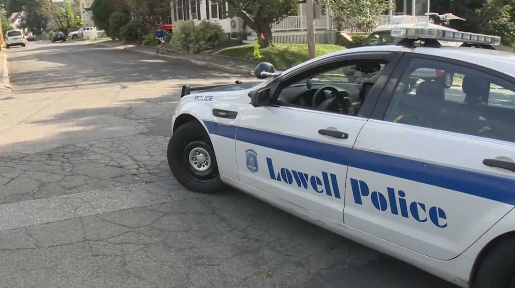 Man seriously injured in Lowell shooting