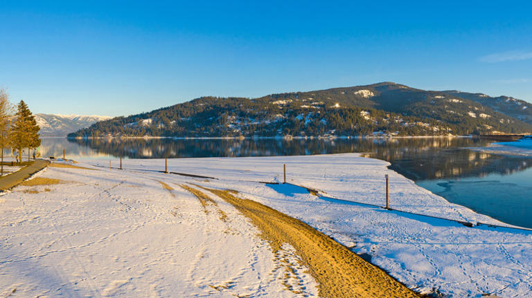 Idaho's Prettiest Panhandle Road Is An Ethereal Drive For Mountain And ...