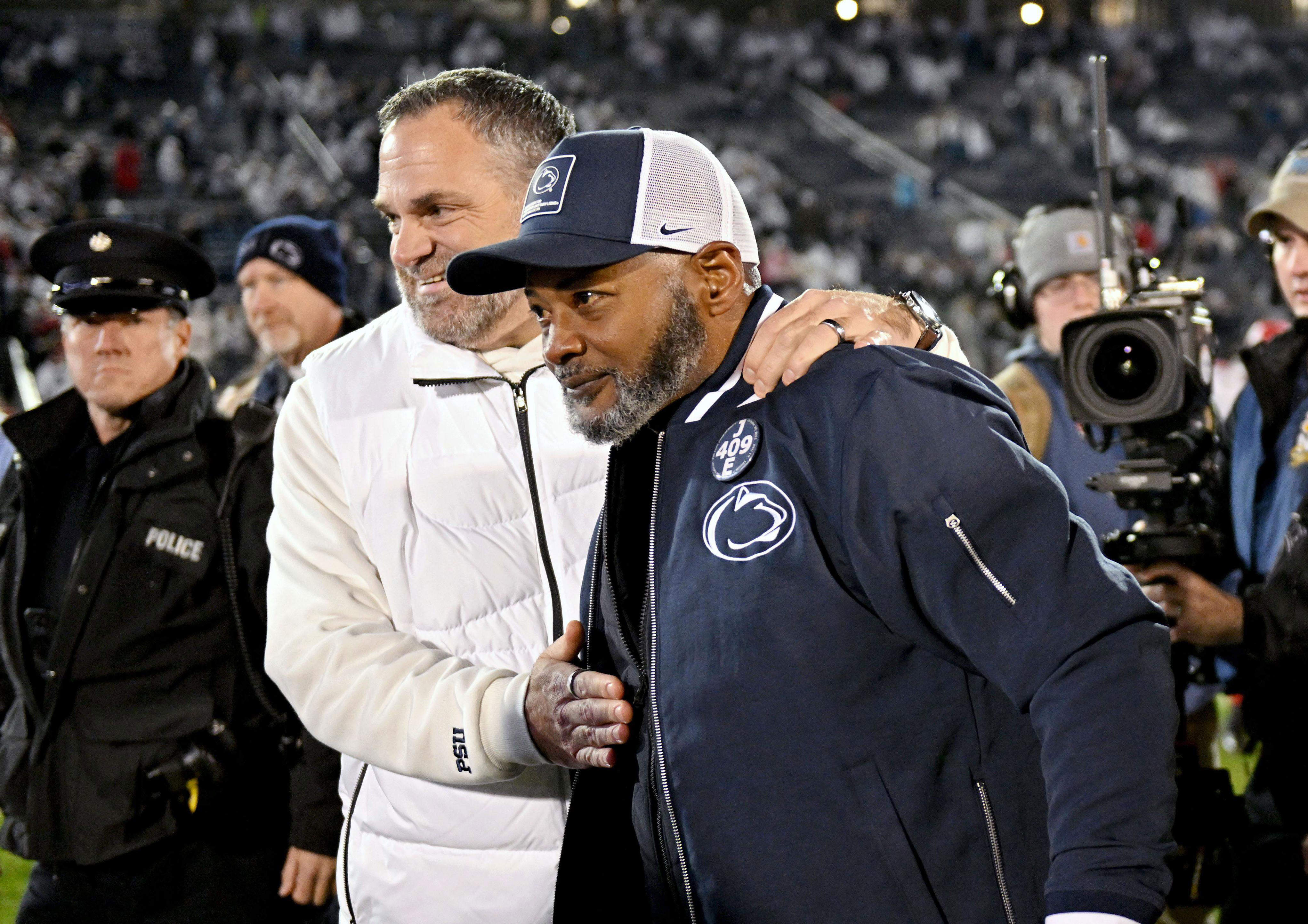 Penn State football players, fans rally behind interim coach Terry ...