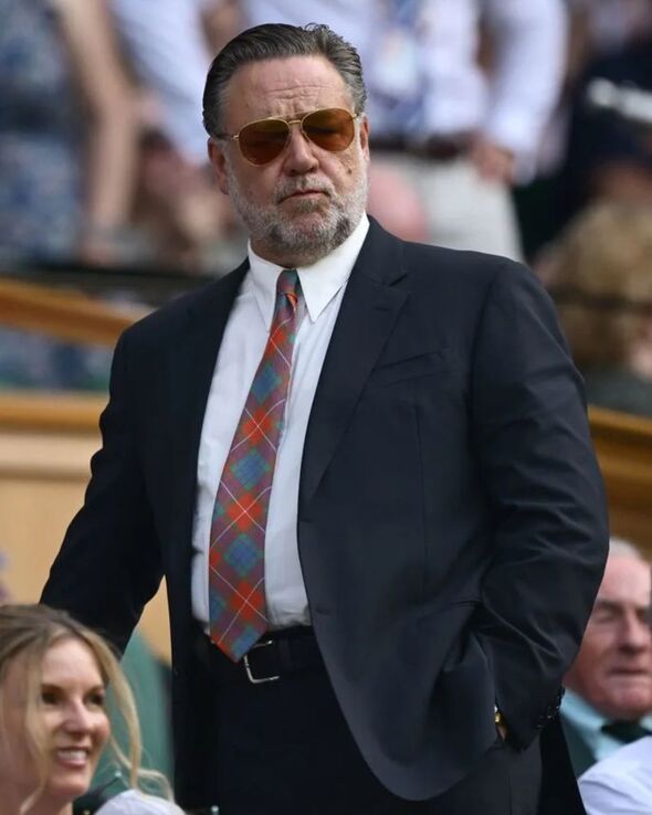 Russell Crowe's dramatic weight loss transformation after cutting one