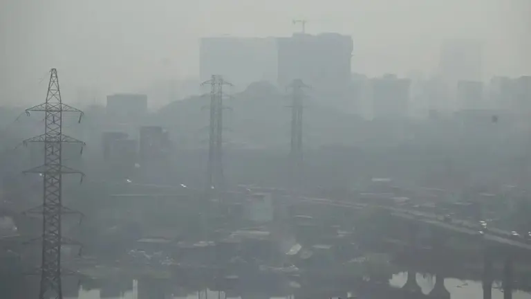 Hazy morning in Mumbai, light rain and thundershowers likely today