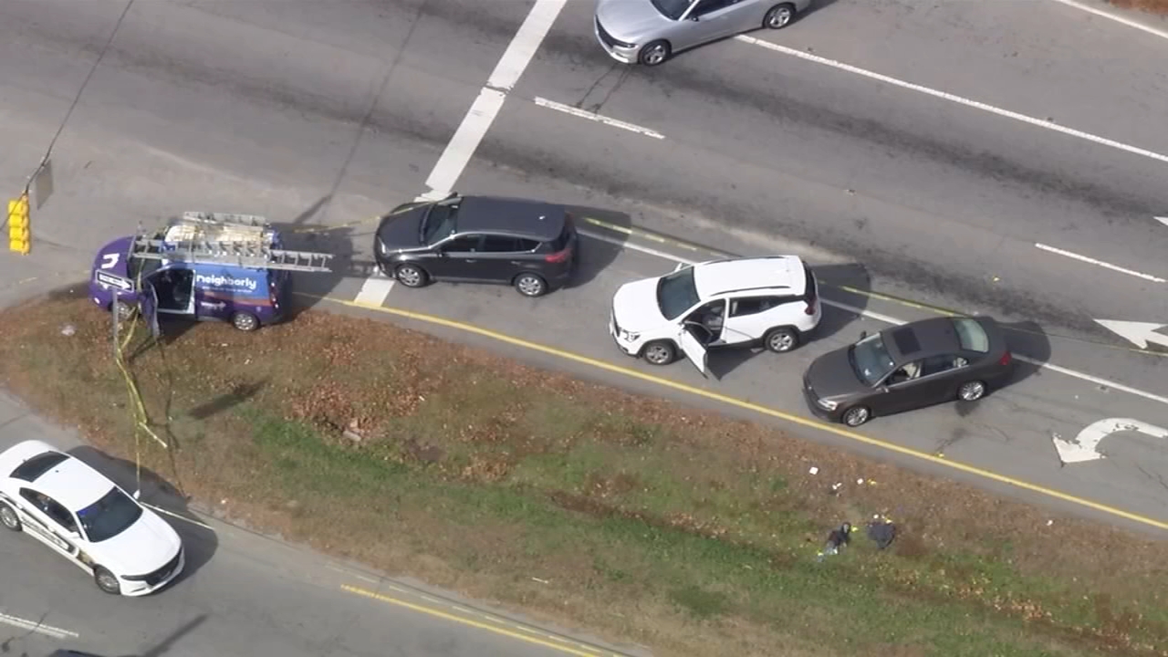 Man dies after Wake County shooting that closed Knightdale Blvd.