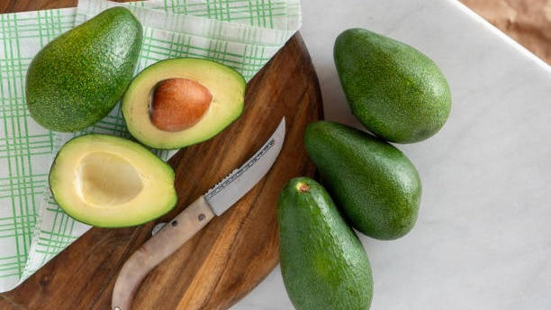 How to ripen an unripe avocado at home: 5 simple tricks that actually work