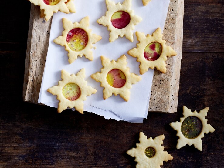 Weihnachtssterne mit buntem Zucker: Wirklich perfekt!
