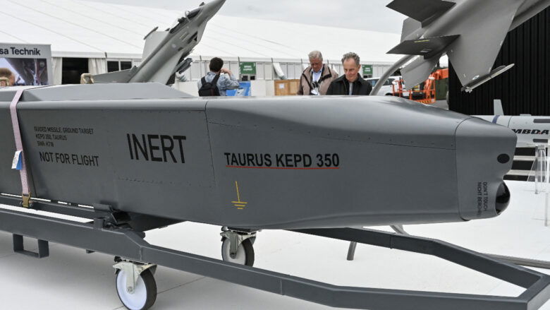 Zweden versnelt integratie van Taurus-langeafstandsraketten op Gripen ...