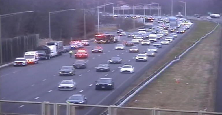 Lane closures expected due to multi-vehicle crash on I-91 in Rocky Hill