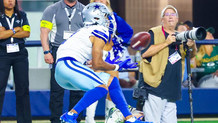 Cowboys shockingly bench former starting wide receiver in Week 12 vs ...