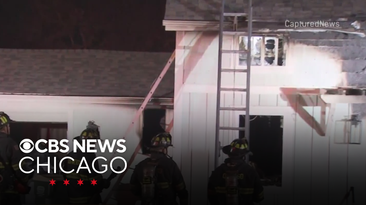 House fire under investigation in Oswego, Illinois