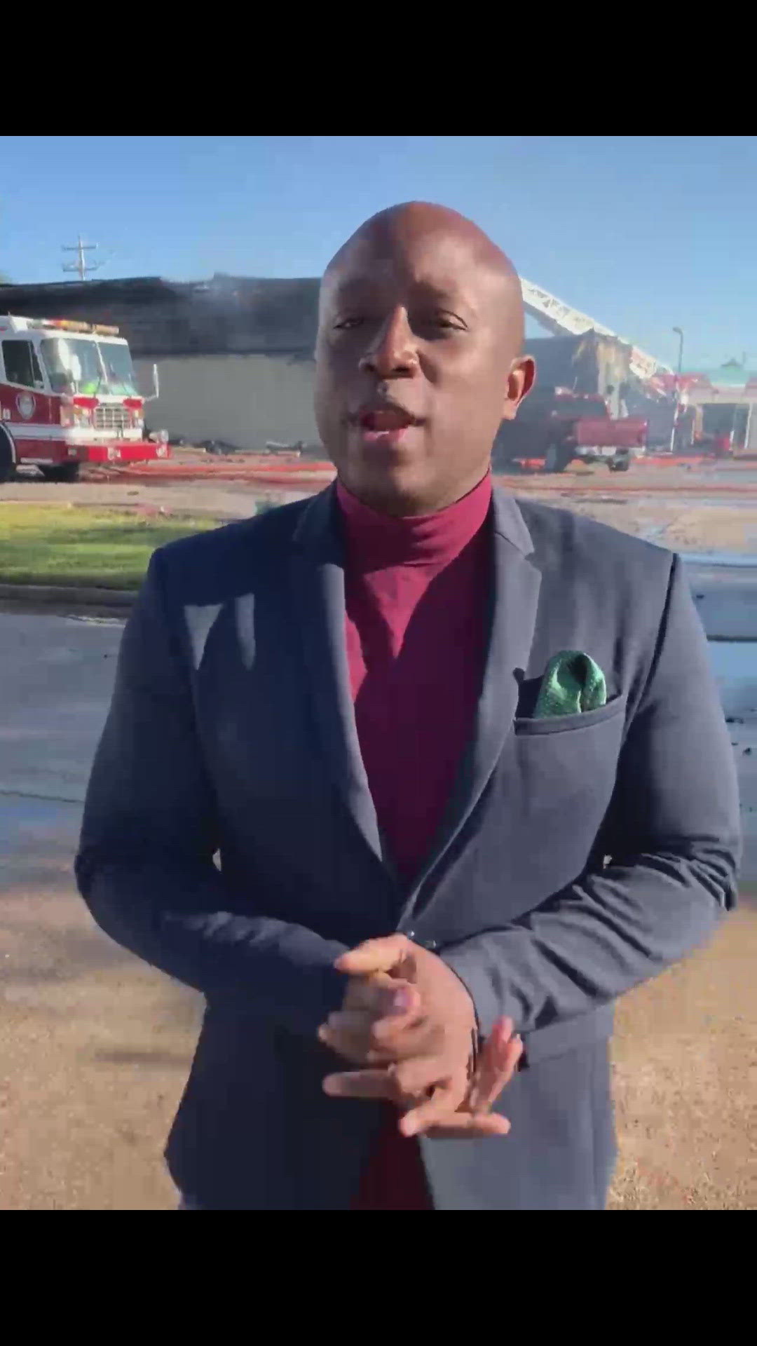 Molly’s Pub goes up in flames