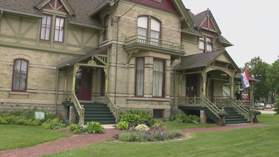 Felony theft charges filed against former Hearthstone Historic House