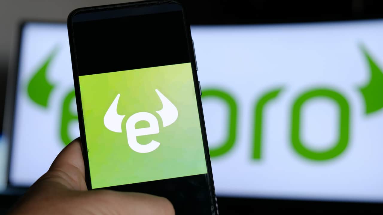 Etoro and Papaya Global want to turn paydays into investing opportunities