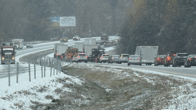 Middle Tennessee sees first snow of the season