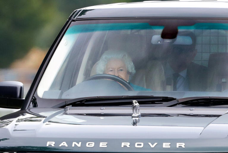Ehemaliger Range Rover der Queen versteigert – Diesel-Modell erzielt 76 ...