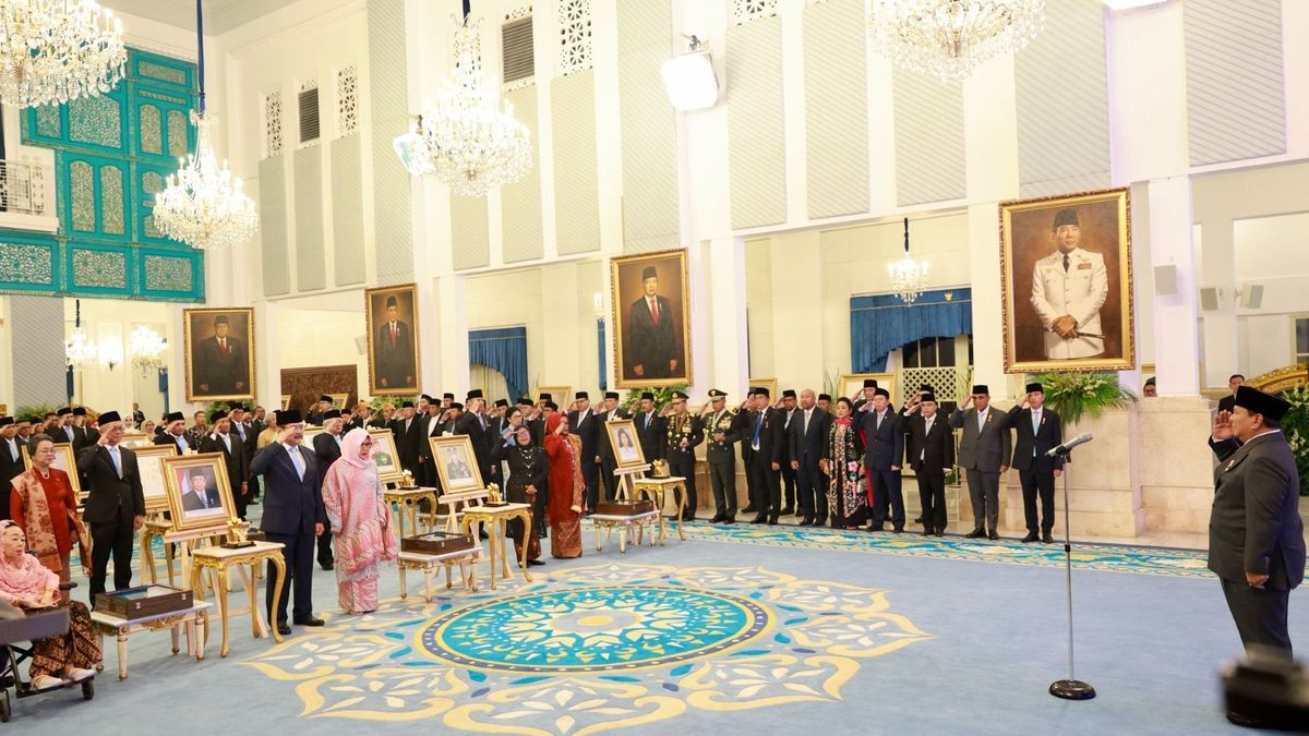 10 Pahlawan Nasional 2025: Siapa Saja Mereka dan Kontribusinya? 2 AA1QaYCq