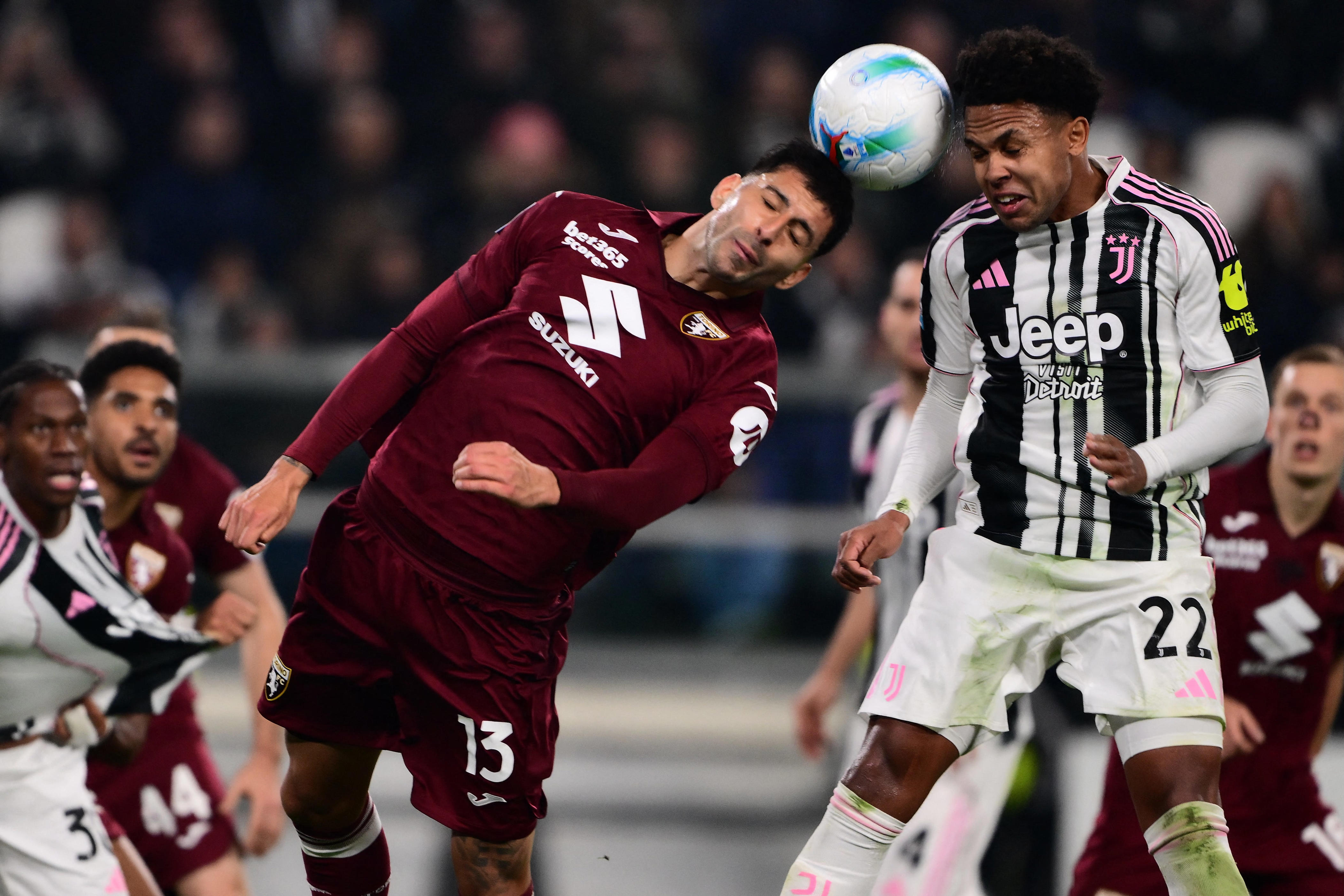Según informes, el AC Milan y la Roma están interesados ​​en McKennie mientras las conversaciones con la Juventus se estancan