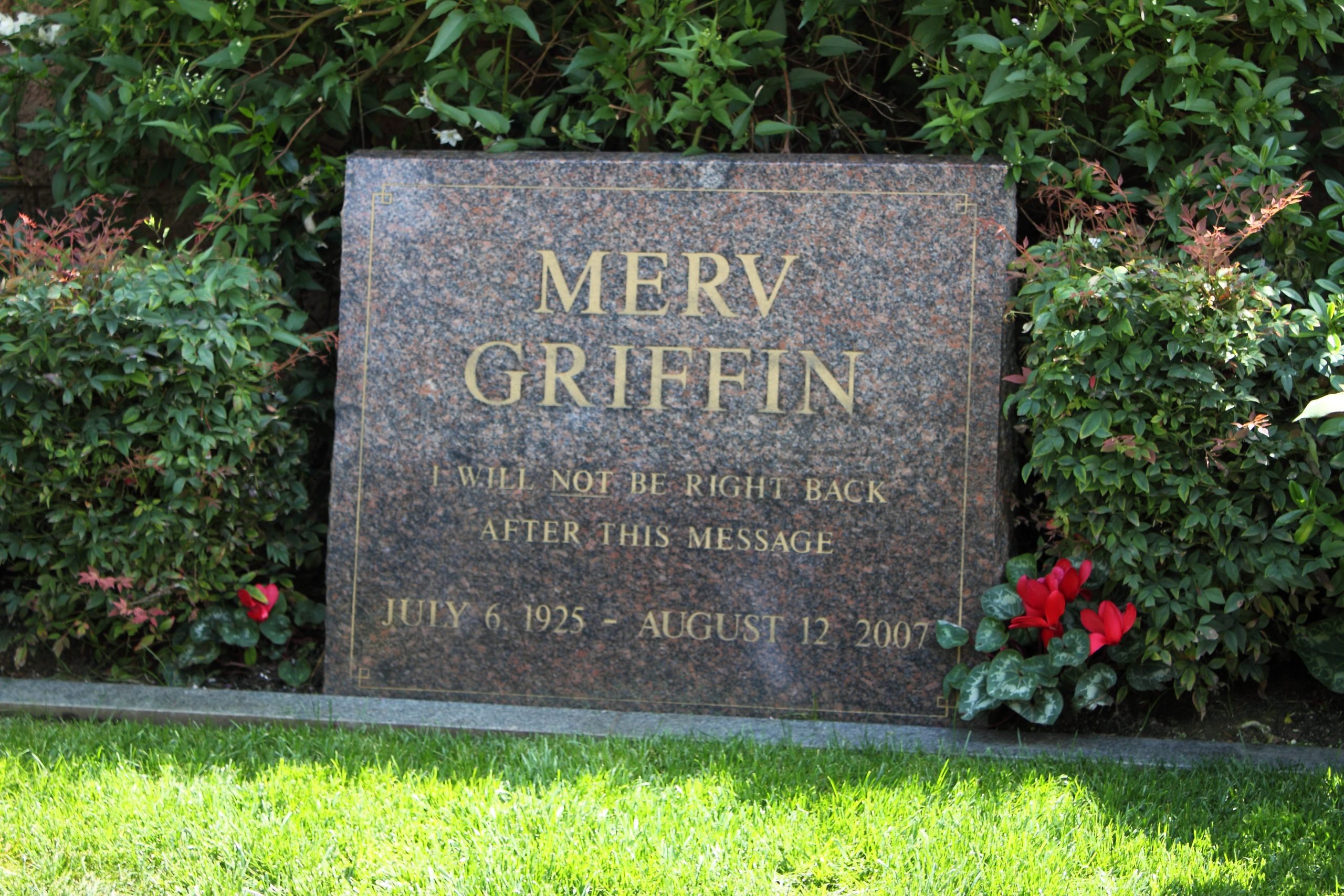 19 funniest tombstones that really exist