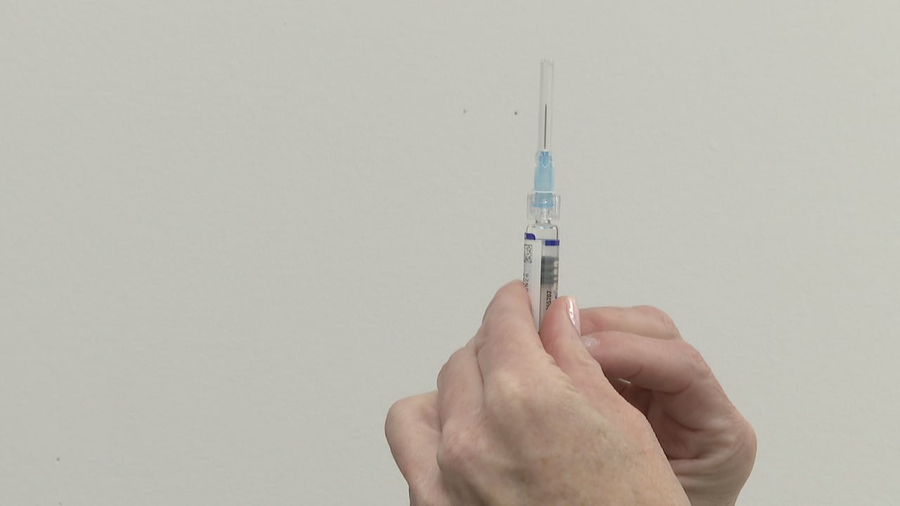 alberta-reports-first-flu-death-of-season-as-experts-warn-of-vaccine