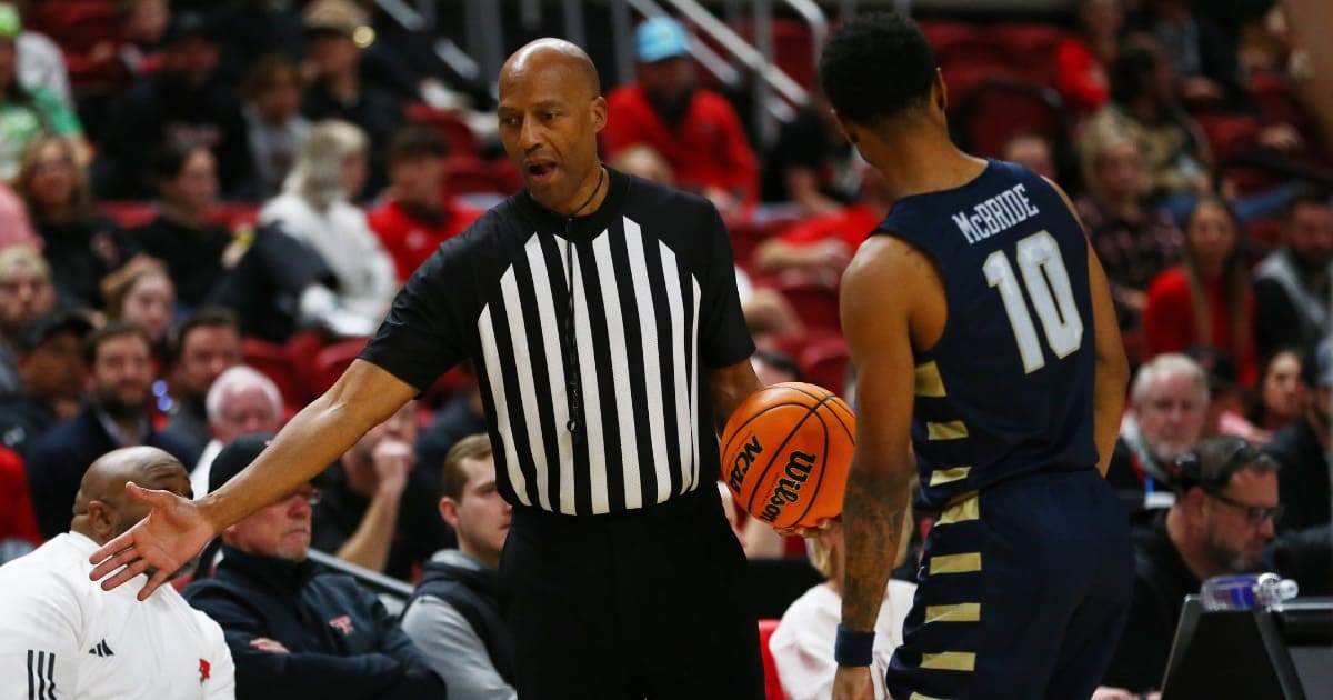 Bert Smith suffers apparent Achilles injury while officiating Mississippi State vs. Iowa State