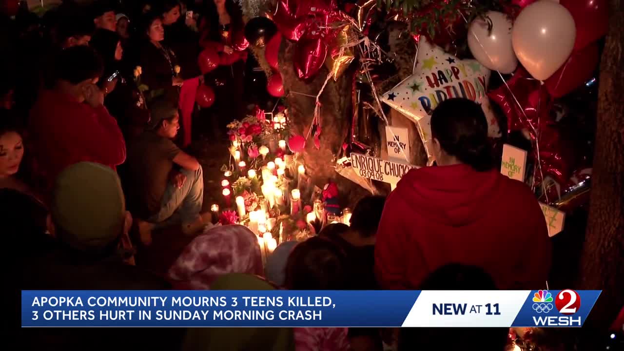 Community gathers in Apopka to mourn three teens killed in weekend crash
