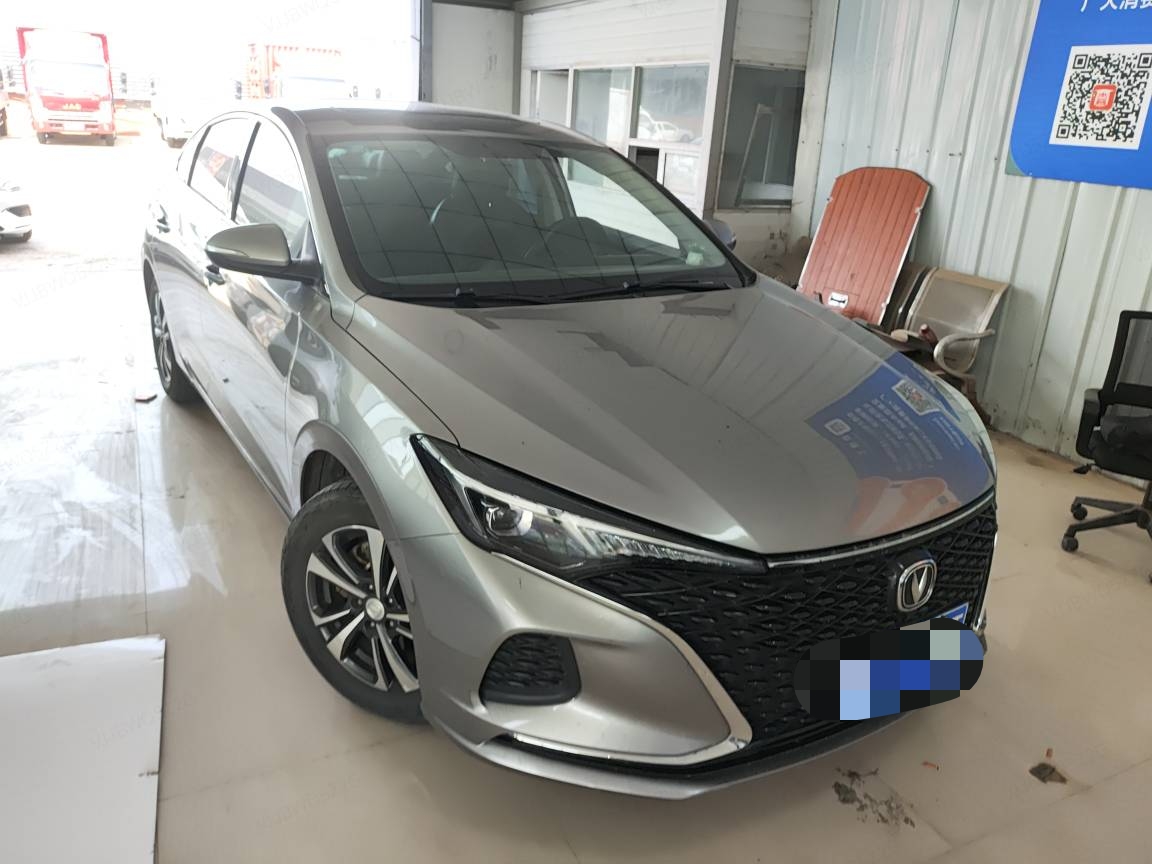 长安 逸动 2020款 PLUS 蓝鲸NE 1.4T GDI DCT尊贵型实拍图