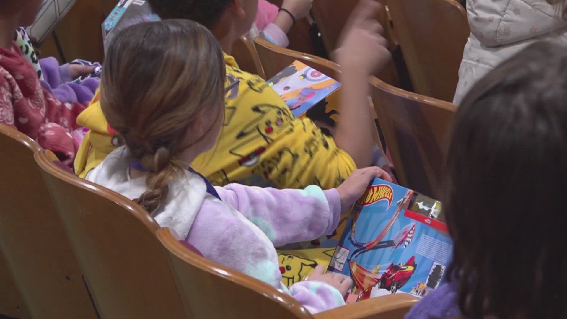 Davenport man honoring little sister's legacy through annual toy drive(01)