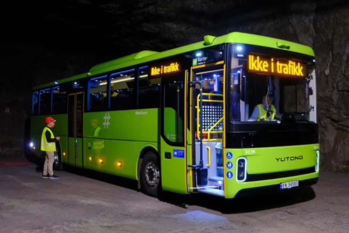 The Chinese Trojan Horse China S Electric Buses Are Secretly Shutting